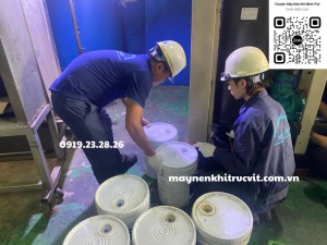 Dầu máy nén khí Hitachi bị đóng keo, nguyên nhân và cách xử lý triệt để Dầu máy nén khí Hitachi bị đóng keo, nguyên nhân và cách xử lý triệt để