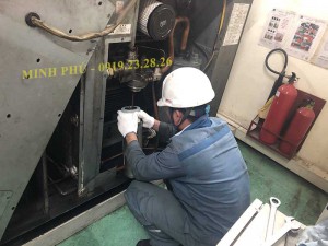 Thay tách dầu máy nén khí Hitachi 22kw- Bảo dưỡng máy nén khí Hitachi 22kw Thay tách dầu máy nén khí Hitachi 22kw- Bảo dưỡng máy nén khí Hitachi 22kw
