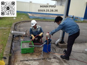 Vệ sinh dàn giải nhiệt – Bảo dưỡng máy nén khí Kobelco Vệ sinh dàn giải nhiệt – Bảo dưỡng máy nén khí Kobelco